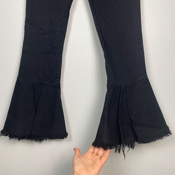 Citizens of Humanity Drew Crop Flare Frayed Raw Hem Jean - Picture 13 of 15